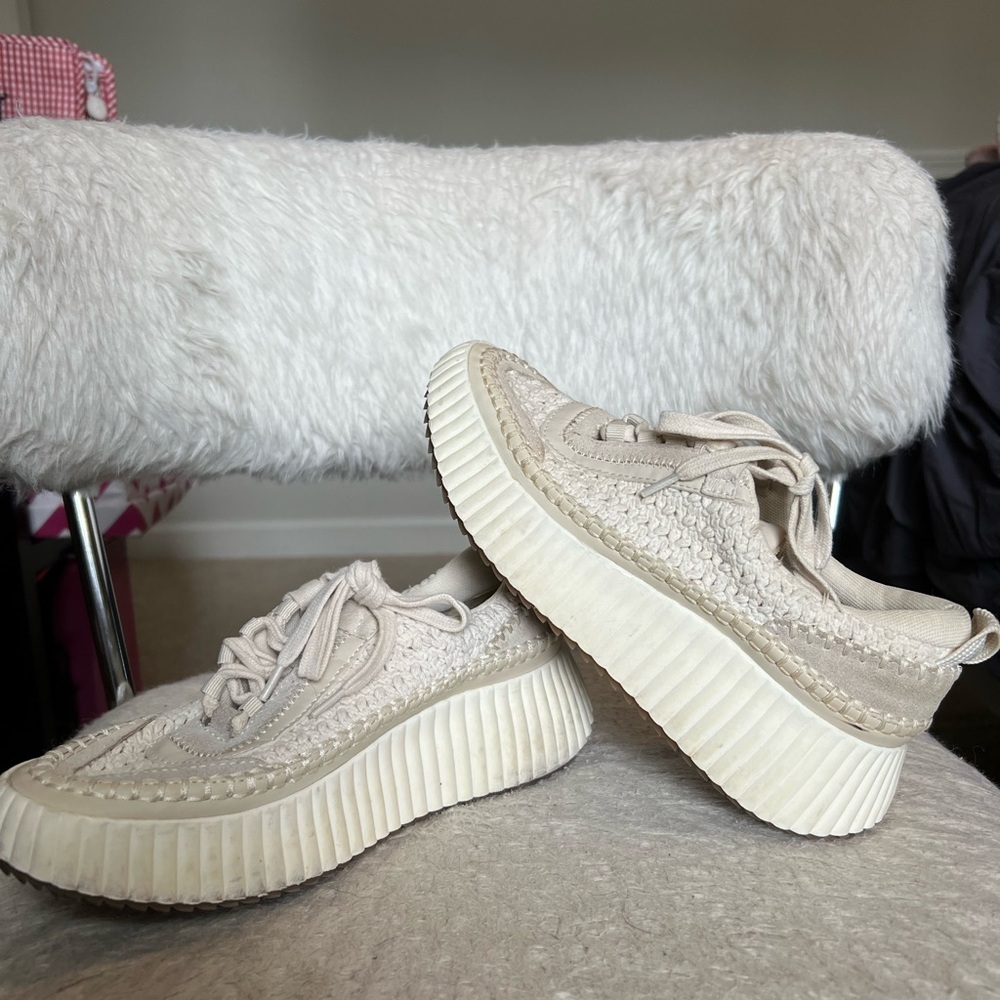 Dolce Vita Sneakers